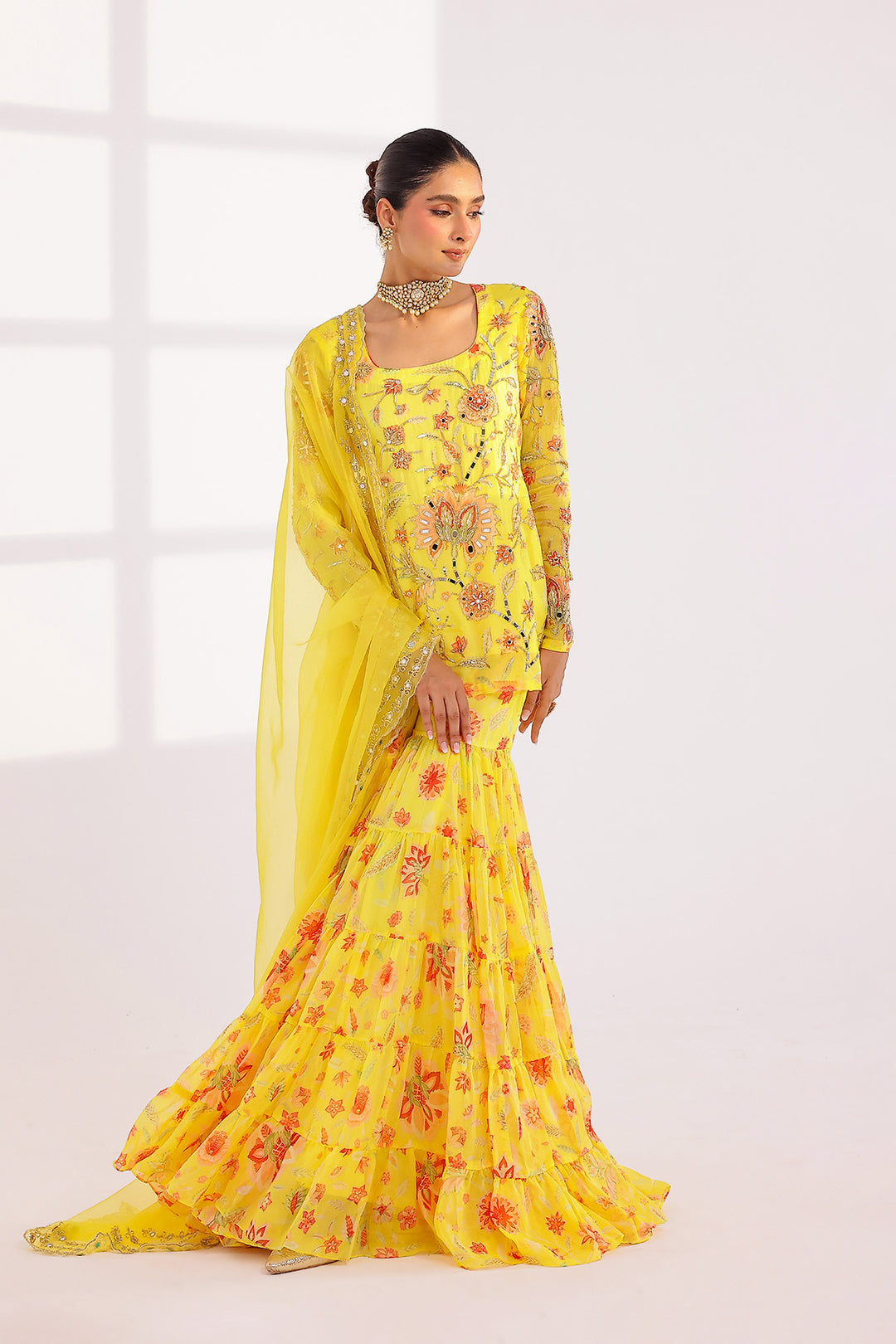 Manon Sharara Set