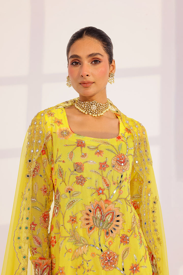 Manon Sharara Set