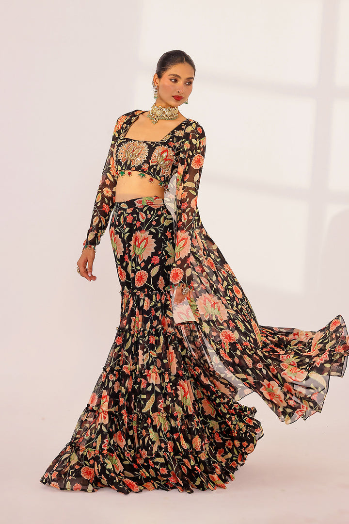 Inaaya Sharara Set